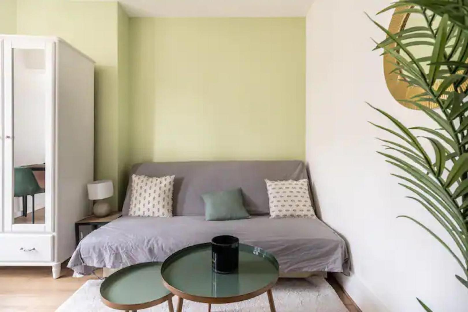 Apartment Cocon Aux Portes De Paris | By Airnest Clichy